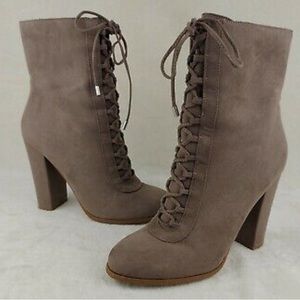 Carlos Santana Nude Heeled Boots